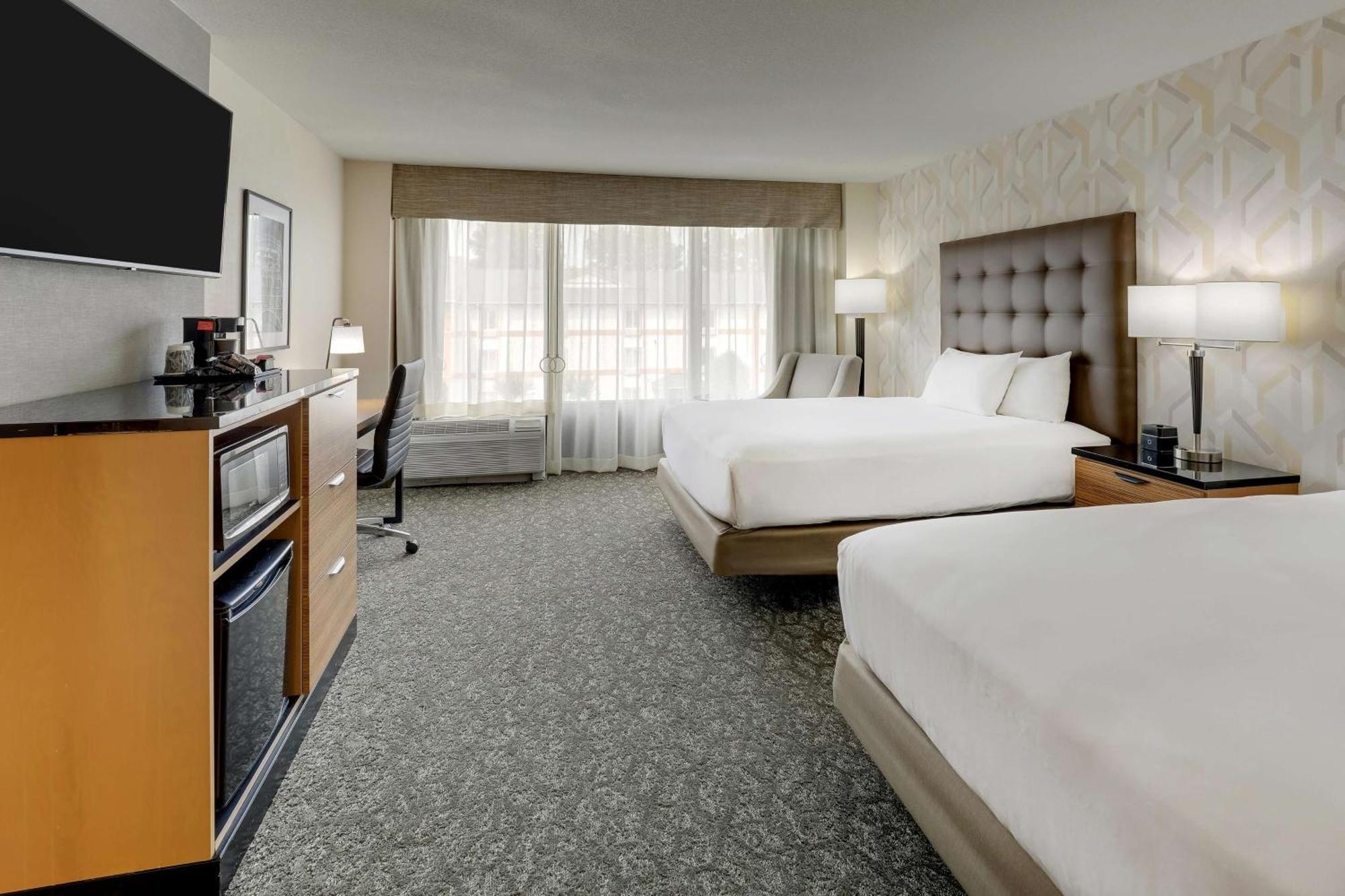 Drury Inn & Suites Birmingham Lakeshore Drive Екстер'єр фото